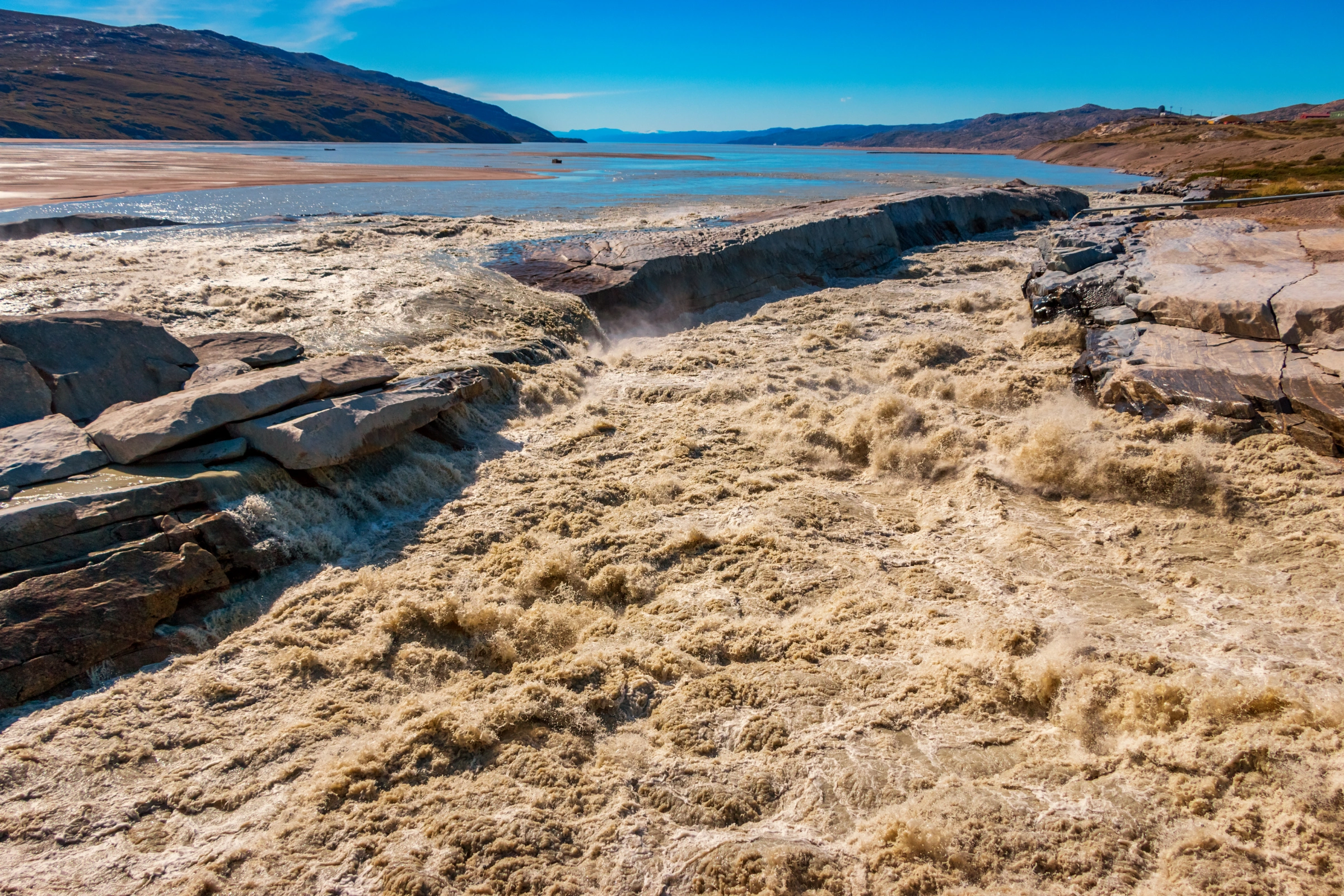 Kangerlussuatsiaq_Fjord[1].webp
